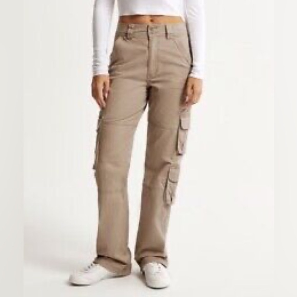 Abercrombie & Fitch Cargo Pants Taupe 28 / 6 Utility Style